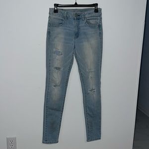 American Eagle light washed distressed jeans